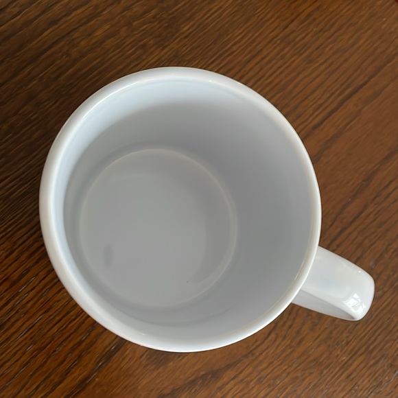 Snoopy & Woodsto Tangled In Christmas Lights Ceramic Mug - Picture 2 of 6